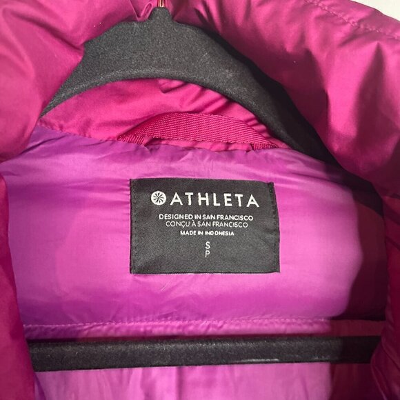 Athleta Downtown Puffer Jacket in Magenta Fuschia - Picture 6 of 9